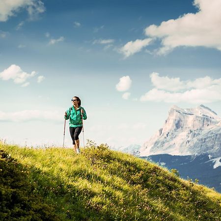 Pradel Dolomites Villa San Martino in Badia Bagian luar foto